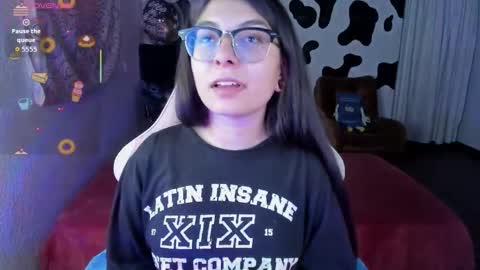 Snapshot of abbie_senjen chatting on 10-30-25, 02:24 April online show from 10-30-25, 02:24