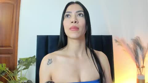 Snapshot of abbiejoness_ chatting on 10-04-25, 11:52 Abbie Joness online show from 10-04-25, 11:52
