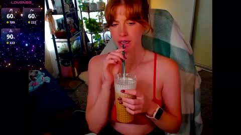 Snapshot of abbifox5 chatting on 09-26-25, 04:33 Abbifox5 online show from 09-26-25, 04:33