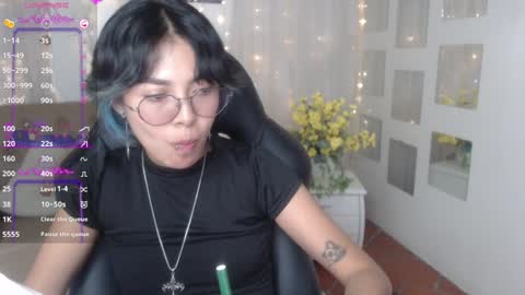 Snapshot of abbiross chatting on 01-08-25, 10:06 Abbi online show from 01-08-25, 10:06