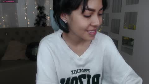 Snapshot of abbiross chatting on 01-17-25, 07:38 Abbi online show from 01-17-25, 07:38