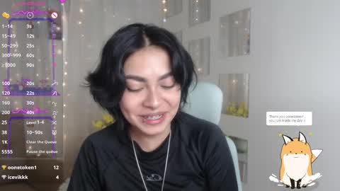 Snapshot of abbiross chatting on 03-08-25, 12:00 Abbi online show from 03-08-25, 12:00