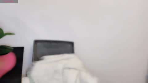 Snapshot of abby_chuchu chatting on 02-17-25, 04:53 CN-ChuChu online show from 02-17-25, 04:53