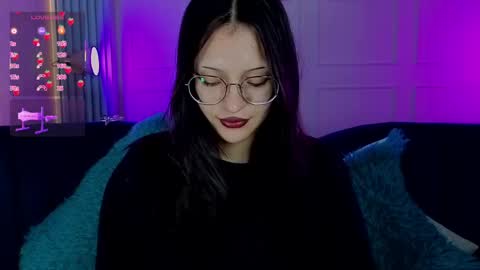 Snapshot of abby_dreamss chatting on 06-09-26, 11:44 Abby online show from 06-09-26, 11:44