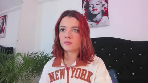 Snapshot of abby_jones2 chatting on 05-06-26, 03:02 abby jones online show from 05-06-26, 03:02