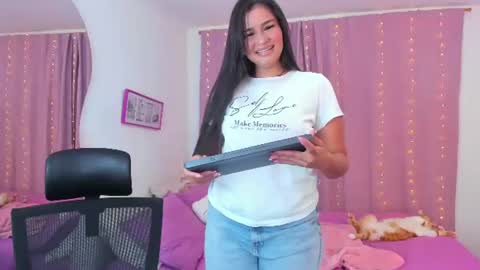 Snapshot of abby_parker1 chatting on 07-27-26, 11:12 Abby online show from 07-27-26, 11:12