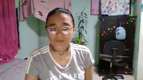 Snapshot of abbyasher chatting on 03-07-25, 11:49 Abby online show from 03-07-25, 11:49