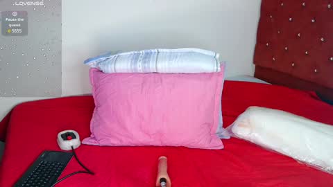 abby garcia online show from 02-08-25, 01:54