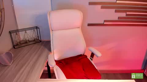 INSTAGRAM abby hall82 online show from 10-23-25, 11:35