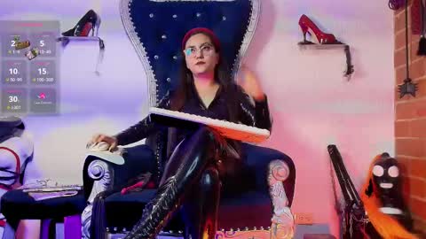 Snapshot of abbymora chatting on 11-05-25, 03:39 Miss Abby online show from 11-05-25, 03:39