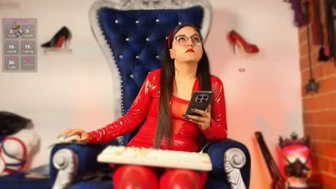 Snapshot of abbymora chatting on 11-16-25, 08:58 Miss Abby online show from 11-16-25, 08:58