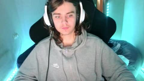 abbysal_blade online show from 12-17-25, 07:03