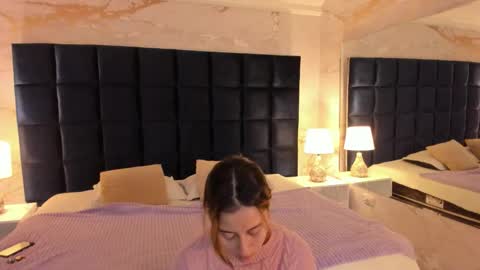 Abigail online show from 12-04-25, 11:41