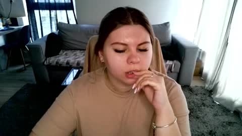 Snapshot of abbyvibe chatting on 11-12-25, 11:21 abbyvibe online show from 11-12-25, 11:21