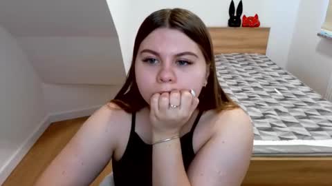 Snapshot of abbyvibe chatting on 11-23-25, 11:54 abbyvibe online show from 11-23-25, 11:54