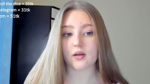 Snapshot of abbywyte chatting on 01-11-25, 11:12 Abby Stream at Sat Sun Mon Fri online show from 01-11-25, 11:12