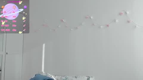 Snapshot of abbywyte chatting on 09-19-25, 01:34 Abby Stream at Sat Sun Mon Fri online show from 09-19-25, 01:34