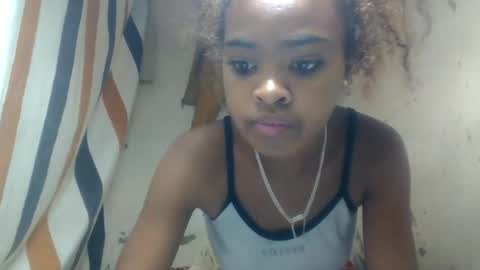 Snapshot of abdellahh chatting on 06-25-26, 08:30 abdellahh online show from 06-25-26, 08:30