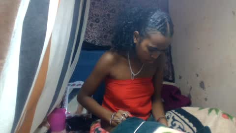 Snapshot of abdellahh chatting on 07-12-26, 08:00 abdellahh online show from 07-12-26, 08:00