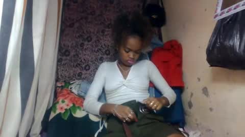 Snapshot of abdellahh chatting on 07-14-26, 01:39 abdellahh online show from 07-14-26, 01:39