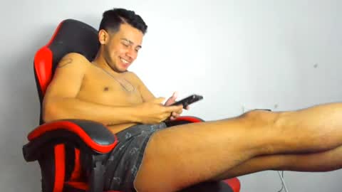 Snapshot of abelasburgo chatting on 07-11-26, 11:06 Independence model AbelAsburgo online show from 07-11-26, 11:06