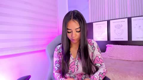 Snapshot of abella_as chatting on 10-01-25, 02:50 Abella online show from 10-01-25, 02:50