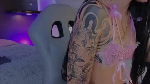 Abella online show from 01-14-26, 06:57