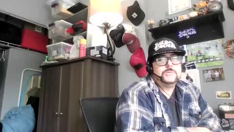 AJ online show from 05-26-26, 03:08