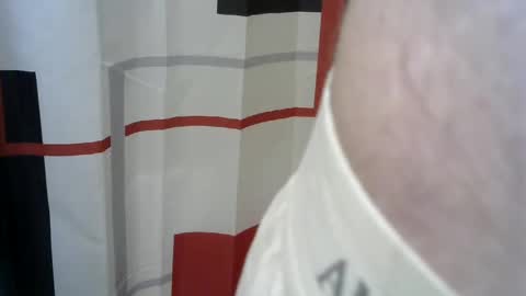 Snapshot of abercrombieguy22 chatting on 10-20-25, 05:30 AbercrombieGuy22 online show from 10-20-25, 05:30