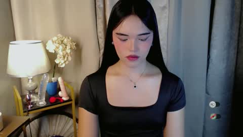 Snapshot of abetterchristine chatting on 12-23-25, 01:36 Abetterchristine online show from 12-23-25, 01:36