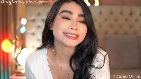 abie_owen online show from 12-14-24, 11:12