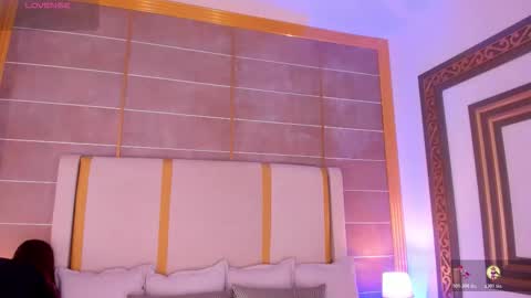    online show from 10-20-25, 11:27