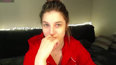 Snapshot of abigailwills chatting on 02-20-26, 01:00 Abigail online show from 02-20-26, 01:00