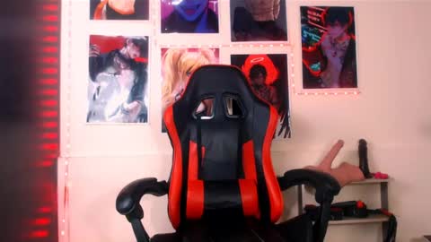 abraham_linares online show from 07-16-26, 11:44