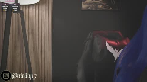 Snapshot of abril__colen chatting on 12-23-24, 01:40 April online show from 12-23-24, 01:40