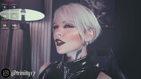 Snapshot of abril__colen chatting on 12-26-24, 04:36 April online show from 12-26-24, 04:36