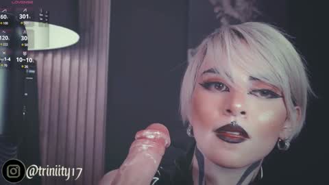 Snapshot of abril__colen chatting on 12-26-24, 07:38 April online show from 12-26-24, 07:38