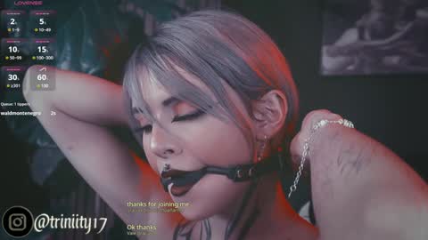 Snapshot of abril__colen chatting on 01-27-25, 02:20 April online show from 01-27-25, 02:20