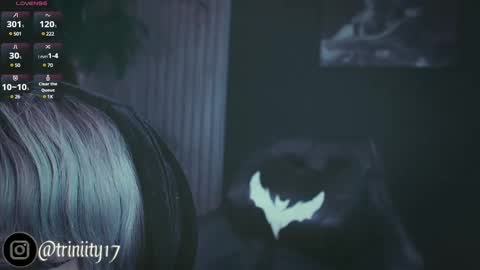 Snapshot of abril__colen chatting on 02-10-25, 06:35 April online show from 02-10-25, 06:35