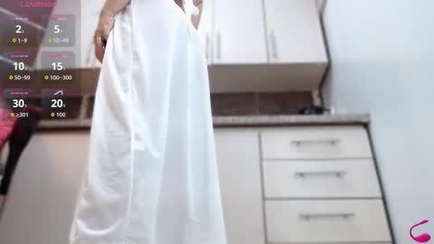 Abril Beltran online show from 11-03-25, 10:42