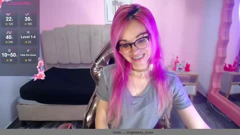 abril_ch_ online show from 10-15-25, 10:48