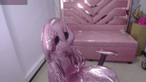 abril_ch_ online show from 02-23-26, 12:35