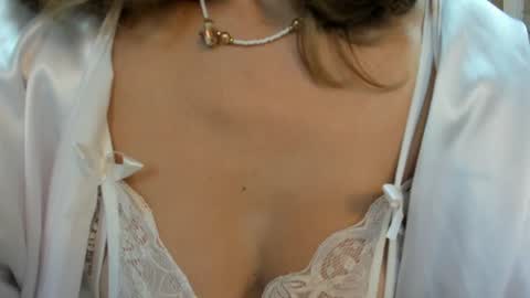 Snapshot of abril_sexx chatting on 07-23-26, 11:41 Call me April online show from 07-23-26, 11:41
