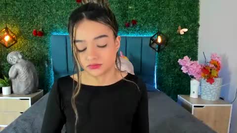 ABRIL online show from 07-29-26, 07:23