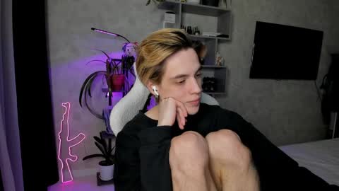 Nick online show from 04-02-26, 06:27