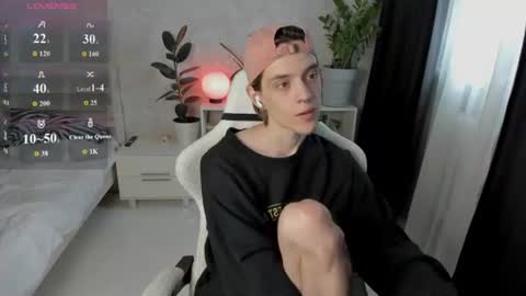 Nick online show from 06-12-26, 12:37