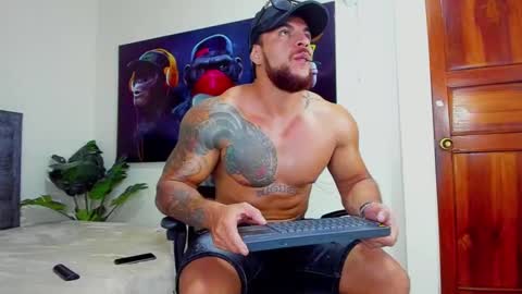 Snapshot of ace_owens chatting on 12-15-24, 08:15 ace_owens online show from 12-15-24, 08:15