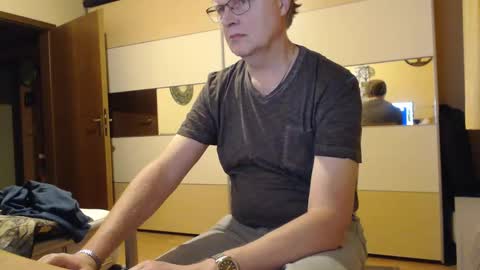 ach471 online show from 12-10-24, 07:05