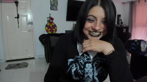 Alice online show from 12-13-24, 09:41