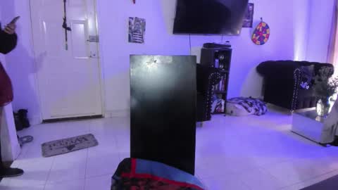 Alice online show from 09-08-25, 03:44